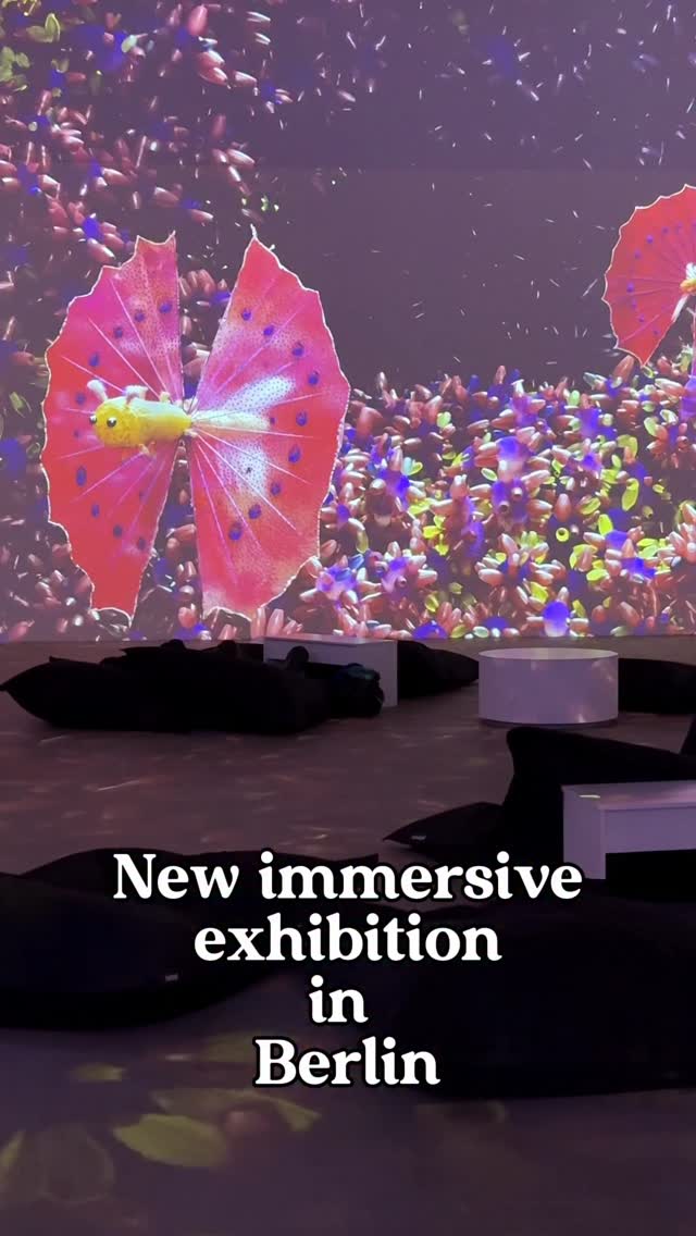 #berlinwithkids #berlinmitkind 
🌟 Recently we visited Origins: Life’s Epic Journey @origins.experience - Berlin’s new immersive exhibition - and we enjoyed it so much.
We love being active, but sometimes a calm, beautifully designed, not-overstimulating experience feels like gold. 💫
And Origins is exactly that: visually stunning, soothing, fascinating… perfect with kids, and honestly also such a great idea for a date!

“Origins: Life’s Epic Journey” takes you on a multimedia journey from the birth of the universe to the first forms of life - brought to life with 360° projections, digital art, 3D design, AI, sound, light installations, and even a VR experience narrated by Sir David Attenborough.
All inside the atmospheric industrial halls of Reinbeckhallen.

If you’re looking for a meaningful, peaceful, immersive activity this winter - this is a beautiful one.

📍 Reinbeckhallen, Berlin
👶 All ages welcome
📅 Open until 5 April 2026
✨ VR Experience “First Life” also available on site
//Werbung
#berlinmitkind #berlinzdziećmi #berlinmitkids #berlinwithchildren #berliner #berlinkidz #berlinwithkids #dzieciństwo #familienleben #mamaberlin #originsexperience #berlin #berlino#berlinberlin#berlin🇩🇪 #berlinstagram#berliner#berlingram#berlin365#berlincity#berlinlove#berlinarchitecture#berlinphotography#berlintrip#instaberlin#ihavethisthingwithberlin